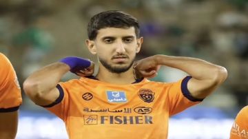 الفيحاء يجدد عقد نواف الحارثي