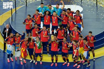 المنتخب الإسباني يتغلب على نظيره الأرجنتيني المنتخب الإسباني يتغلب على نظيره الأرجنتيني