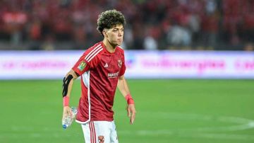 الأهلي يضع شرطا وحيدا لبيع إمام عاشور الأهلي يضع شرطا وحيدا لبيع إمام عاشور