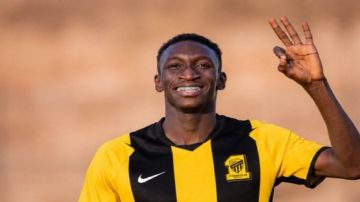 الاتحاد يوقع مع مهاجم النصر سيف أحمد الاتحاد يوقع مع مهاجم النصر سيف أحمد
