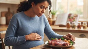 تناول اللحوم النيئة خلال الحمل يهدد صحة الجنين تناول اللحوم النيئة خلال الحمل يهدد صحة الجنين