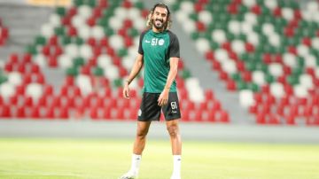 الأهلي يفاوض الاتفاق لضم راضي العتيبي الأهلي يفاوض الاتفاق لضم راضي العتيبي