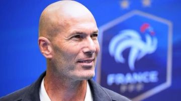 تعيين زيدان مدربا لمنتخب فرنسا تعيين زيدان مدربا لمنتخب فرنسا
