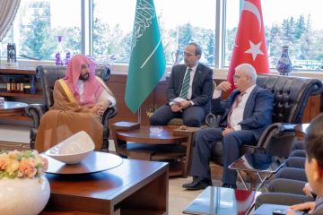 وزير العدل يبحث في تركيا تعزيز التعاون العدلي والقانوني