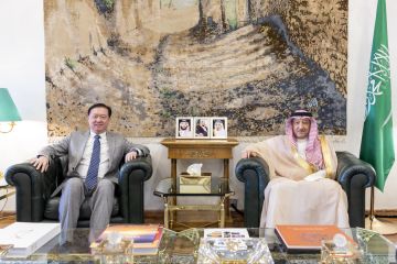 نائب وزير الخارجية يستقبل سفير الصين نائب وزير الخارجية يستقبل سفير الصين
