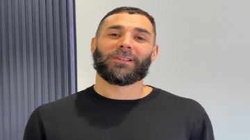 بنزيما: إجازتي في اليابان مع أطفالي كانت رائعة.. فيديو بنزيما: إجازتي في اليابان مع أطفالي كانت رائعة.. فيديو