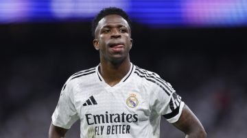 فينيسيوس باق مع ريال مدريد رغم اهتمام أرسنال بضمه