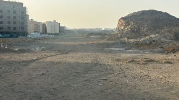 تعثر الطريق الشرقي بمخطط الريان في جدة يثير استياء الأهالي..صور تعثر الطريق الشرقي بمخطط الريان في جدة يثير استياء الأهالي..صور