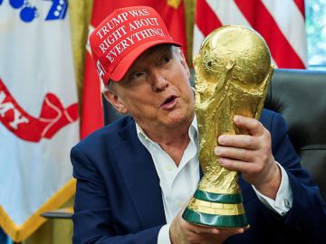 ترمب يتوج الفائز بكأس العالم 2026 ترمب يتوج الفائز بكأس العالم 2026