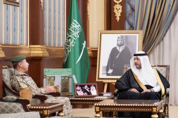 نائب أمير المدينة يهنئ اللواء الجهني بتكليفه