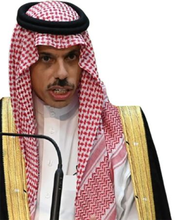 وزير الخارجية يبحث مع نظيريه الأمريكي والباكستاني التطورات وزير الخارجية يبحث مع نظيريه الأمريكي والباكستاني التطورات