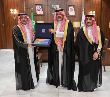أمير حائل يطلع على إنجازات فرع هدف