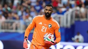 العويس يعود إلى الهلال