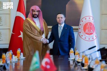 وزير العدل يبحث في تركيا تعزيز التعاون العدلي والقانوني بين البلدين