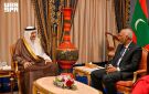 رئيس جمهورية المالديف يستقبل سمو الأمير منصور بن متعب