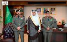 عبدالرحمن بن عبدالله يقلد مدير شؤون الأمن بشرطة حفر الباطن رتبته الجديدة