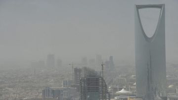 أمن الطرق يحذر من عواصف ترابية في الرياض أمن الطرق يحذر من عواصف ترابية في الرياض