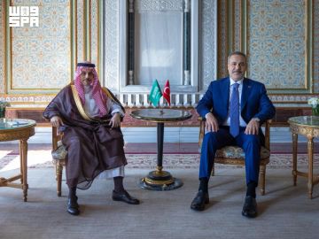وزير الخارجية يبحث مع وزير خارجية تركيا تعزيز العلاقات ومستجدات الأوضاع الإقليمية وزير الخارجية يبحث مع وزير خارجية تركيا تعزيز العلاقات ومستجدات الأوضاع الإقليمية