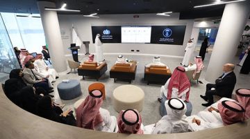 تستوعب 60 مختصا وتوحد أعمال فرق الأرصاد.. برنامج استمطار السحب يدشن غرفة عمليات مطورة تستوعب 60 مختصا وتوحد أعمال فرق الأرصاد.. برنامج استمطار السحب يدشن غرفة عمليات مطورة