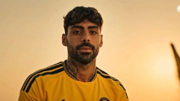 أول تعليق لـ كوستا بعد توقيعه مع نادي النصر أول تعليق لـ كوستا بعد توقيعه مع نادي النصر