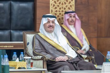 أمير الشرقية يطلع على جهود وإنجازات بنك التنمية الاجتماعية أمير الشرقية يطلع على جهود وإنجازات بنك التنمية الاجتماعية