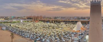 السكري يتصدر مشهد تمور بريدة.. وتمر كاست يوثق تجارب المزارعين والزوار السكري يتصدر مشهد تمور بريدة.. وتمر كاست يوثق تجارب المزارعين والزوار
