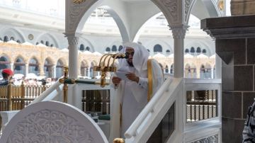 خطبتا الجمعة في المسجد الحرام والمسجد النبوي الشريف خطبتا الجمعة في المسجد الحرام والمسجد النبوي الشريف