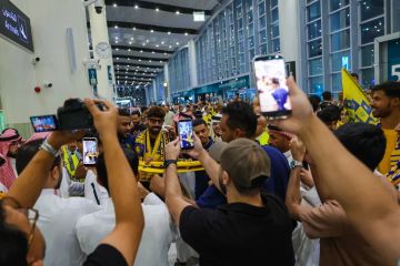 استقبال جماهيري حافل لوصول البرتغالي سامو كوستا إلى الرياض