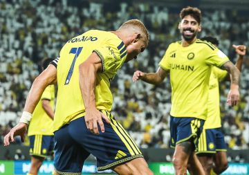 رونالدو يقود النصر للفوز على التعاون بـ دوري روشن رونالدو يقود النصر للفوز على التعاون بـ دوري روشن
