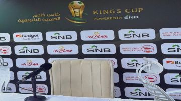 مدرب أبها يعتذر عن المؤتمر الصحافي بسبب التأخر على رحلة الطيران