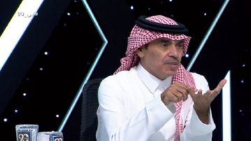 الجماز: أن هناك أطراف أخرى مرتبطة مع بنزيما غير الهلال .. فيديو الجماز: أن هناك أطراف أخرى مرتبطة مع بنزيما غير الهلال .. فيديو