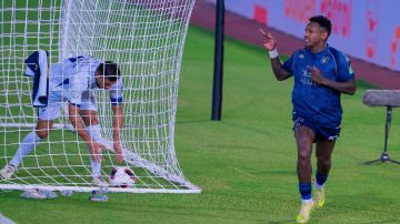 العلا يقصي الفتح من كأس الملك بثلاثية العلا يقصي الفتح من كأس الملك بثلاثية