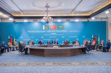بيان مشترك صادر عن اللجنة الإستراتيجية السياسية والدفاعية لاتفاق مكة للدفاع المشترك بيان مشترك صادر عن اللجنة الإستراتيجية السياسية والدفاعية لاتفاق مكة للدفاع المشترك