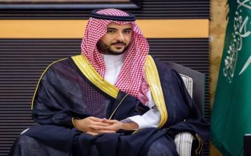 بعد توقيع اتفاقية مكة للدفاع المشترك.. اجتماع سعودي تركي باكستاني في إسطنبول