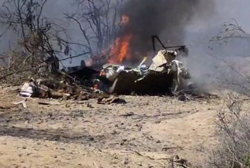 13 قتيلا على الأقل بتحطم طائرة صغيرة تقل سياحا في جنوب البيرو 13 قتيلا على الأقل بتحطم طائرة صغيرة تقل سياحا في جنوب البيرو