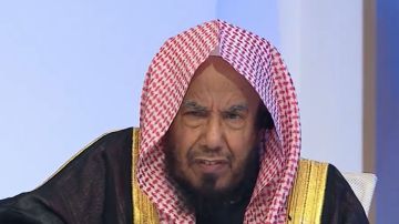 المطلق يوضح حكم رسم الحاجب بتقنيات حديثة لمريضات الثعلبة.. فيديو المطلق يوضح حكم رسم الحاجب بتقنيات حديثة لمريضات الثعلبة.. فيديو