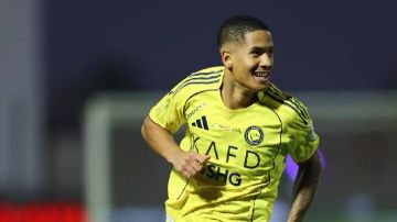 دورتموند يدرس التعاقد مع محترف النصر دورتموند يدرس التعاقد مع محترف النصر
