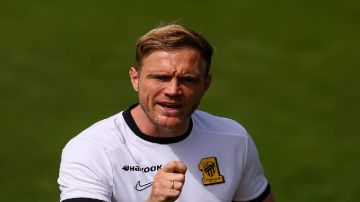 مدرب الاتحاد عن الغيابات أمام الجزيرة: نملك بدلاء قادرين على التعويض مدرب الاتحاد عن الغيابات أمام الجزيرة: نملك بدلاء قادرين على التعويض