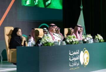 بدر الرزيزاء رئيسا للاتحاد السعودي لكرة القدم.. أول تعليق له بعد تزكيته بدر الرزيزاء رئيسا للاتحاد السعودي لكرة القدم.. أول تعليق له بعد تزكيته