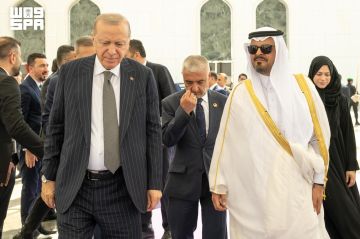 رئيس جمهورية تركيا يغادر جدة رئيس جمهورية تركيا يغادر جدة