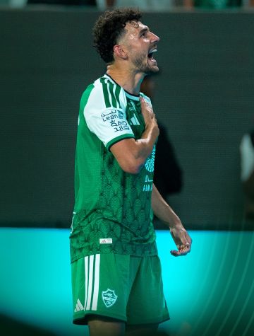 الأهلي يكسب الدرعية في ظهوره الأول بالموسم الجديد الأهلي يكسب الدرعية في ظهوره الأول بالموسم الجديد