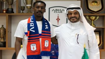 أبها يتعاقد رسميا مع اللاعب نواف الغليميش أبها يتعاقد رسميا مع اللاعب نواف الغليميش