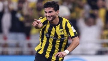 حسام عوار: أنا زعلان جدا لقد أضعنا الكثير من الفرص وهذا شيء لا يرضينا حسام عوار: أنا زعلان جدا لقد أضعنا الكثير من الفرص وهذا شيء لا يرضينا
