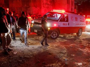 إصابة فلسطينيين ومتضامن أجنبي في اعتداءات للمستوطنين بالضفة الغربية