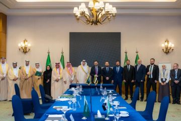 الجاسر يختتم زيارته لدمشق بـ4 اتفاقيات تعزز مسار التعاون مع سوريا الجاسر يختتم زيارته لدمشق بـ4 اتفاقيات تعزز مسار التعاون مع سوريا