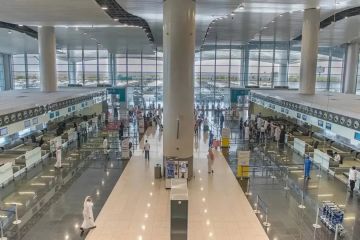 مطار الملك خالد يبدأ تطبيق مشروع المطار الصامت مطار الملك خالد يبدأ تطبيق مشروع المطار الصامت