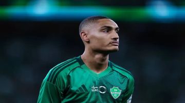 الأهلي يوافق على إعارة إنزو ميو إلى الدرعية الأهلي يوافق على إعارة إنزو ميو إلى الدرعية