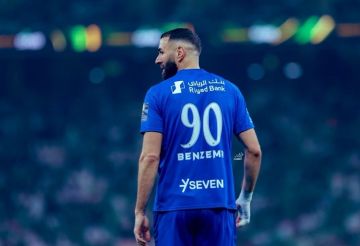 أحداث متسارعة ومفاجئة.. الهلال يفسخ عقد بنزيما أحداث متسارعة ومفاجئة.. الهلال يفسخ عقد بنزيما