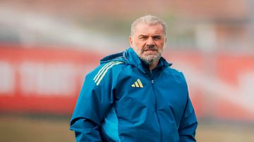 بوستيكوجلو يطلب من النصر تدعيم مركزين