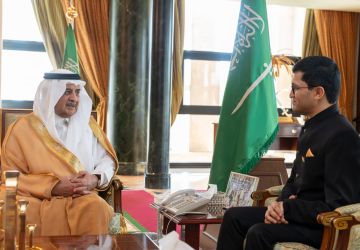 أمير تبوك يستقبل القنصل العام لجمهورية الهند أمير تبوك يستقبل القنصل العام لجمهورية الهند